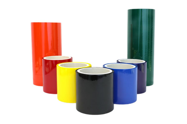 How does the color performance of pharmaceutical foil meet the high requirements for color accuracy and consistency in the medical field?